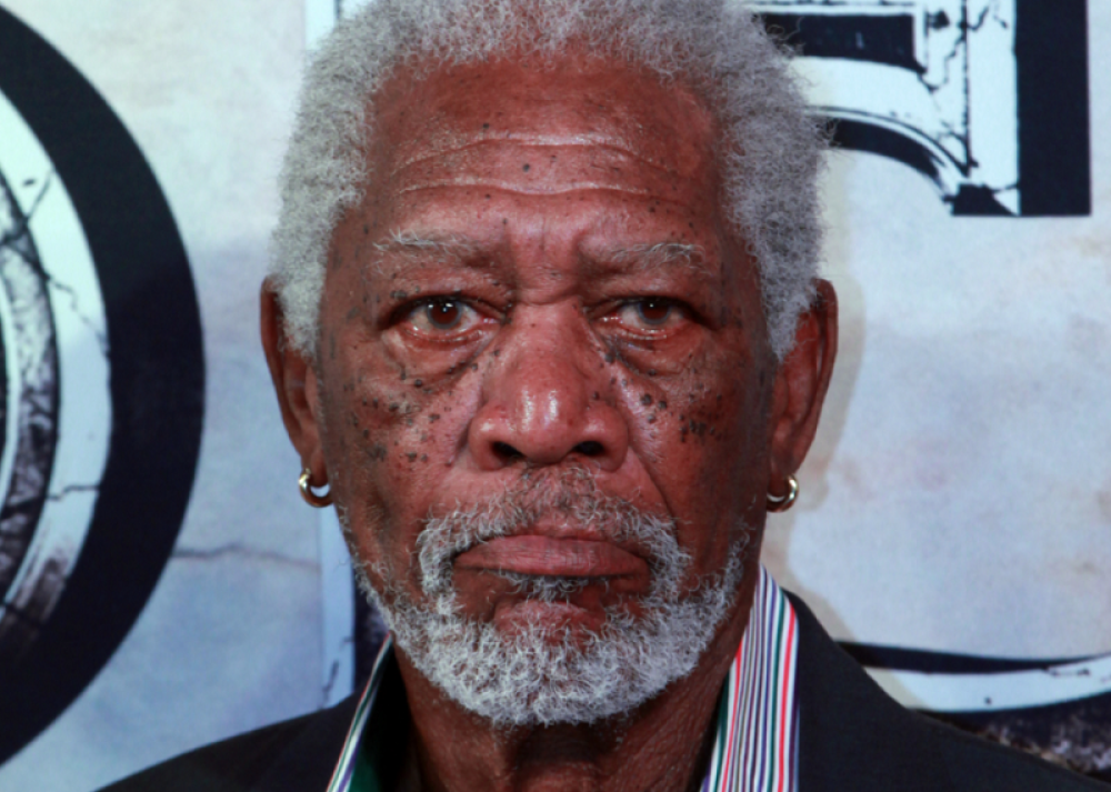 Morgan Frimen ovo NIKADA ne skida sa sebe, a evo o kakvom sujeverju je reč