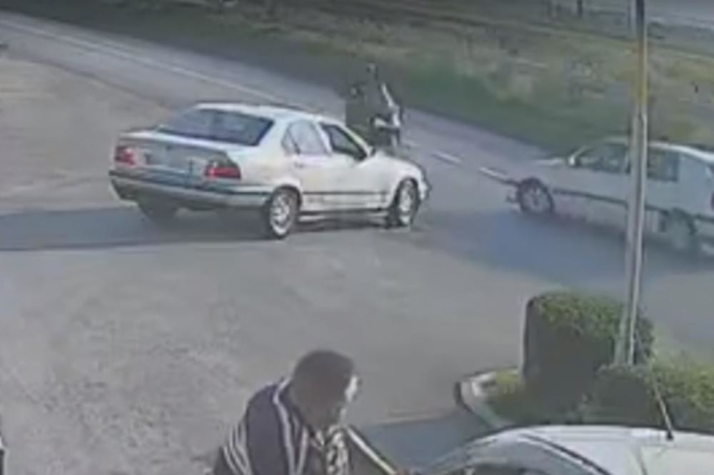 Zastrašujući snimak udesa kod Niša, delovi motocikla leteli po ulici (VIDEO)