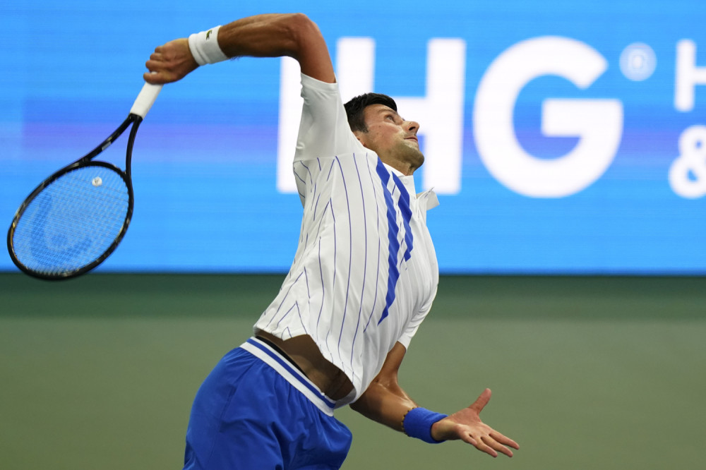 Đoković ekspresno "isprašio" Strufa (6:3, 6:1)