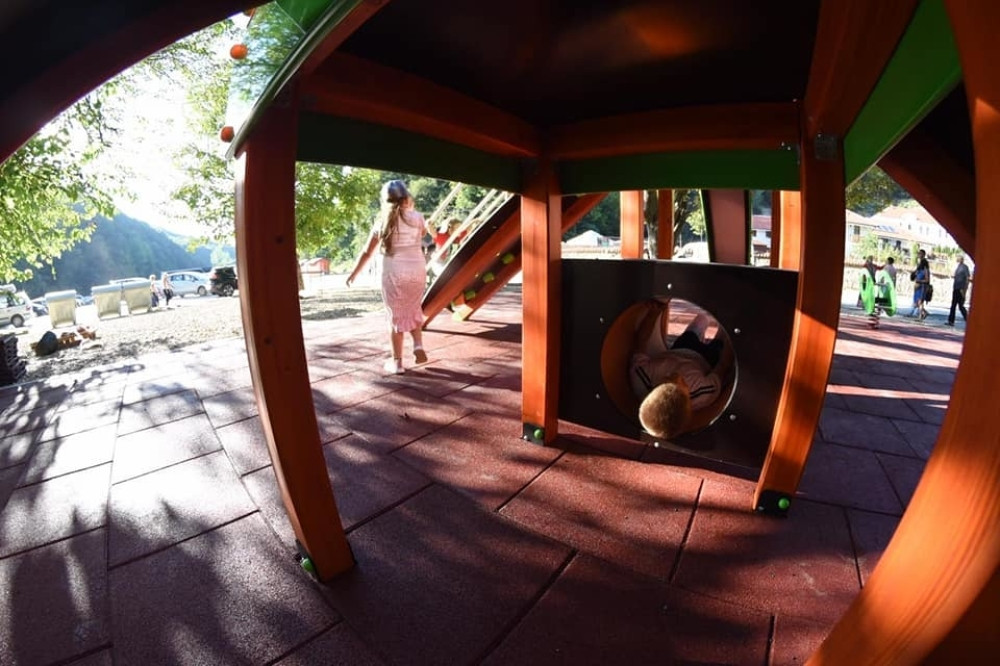 Manastir Tumane obradovao najmlađe