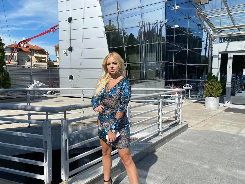 Anja i Cvele se utrkivali ko će koga više da izvređa, pa ona pokušala da pobegne sa imanja! (VIDEO)