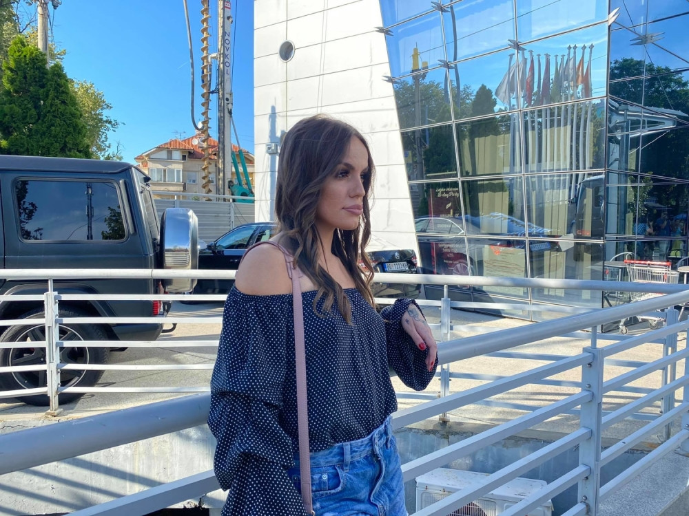 Nova takmičarka "Zadruge 4" je hodajući s*ks, a jednim iskazom sve je razočarala! (VIDEO)