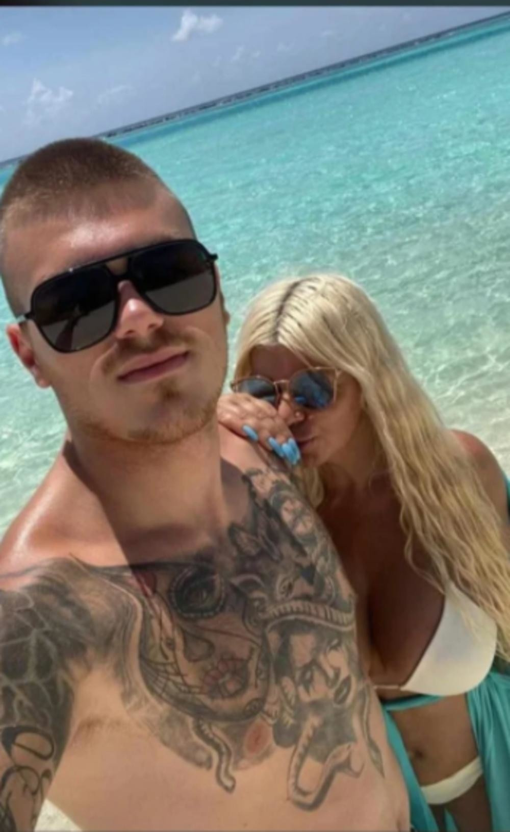 Evo ko je zapravo dečko Dare Bubamare! Ima 23 godine, a na svom bankovnom računu ima MILIONE (FOTO)