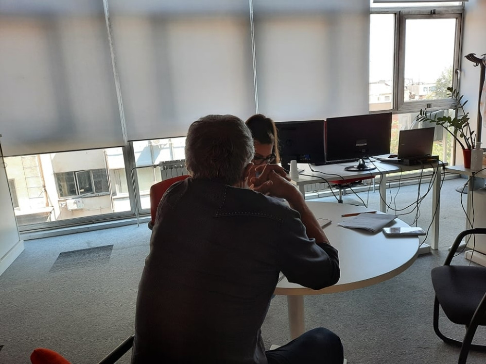 Profesorka (44) iz Beograda uhapšena je po Interpolovoj poternici, a istina je sasvim drugačija (FOTO)