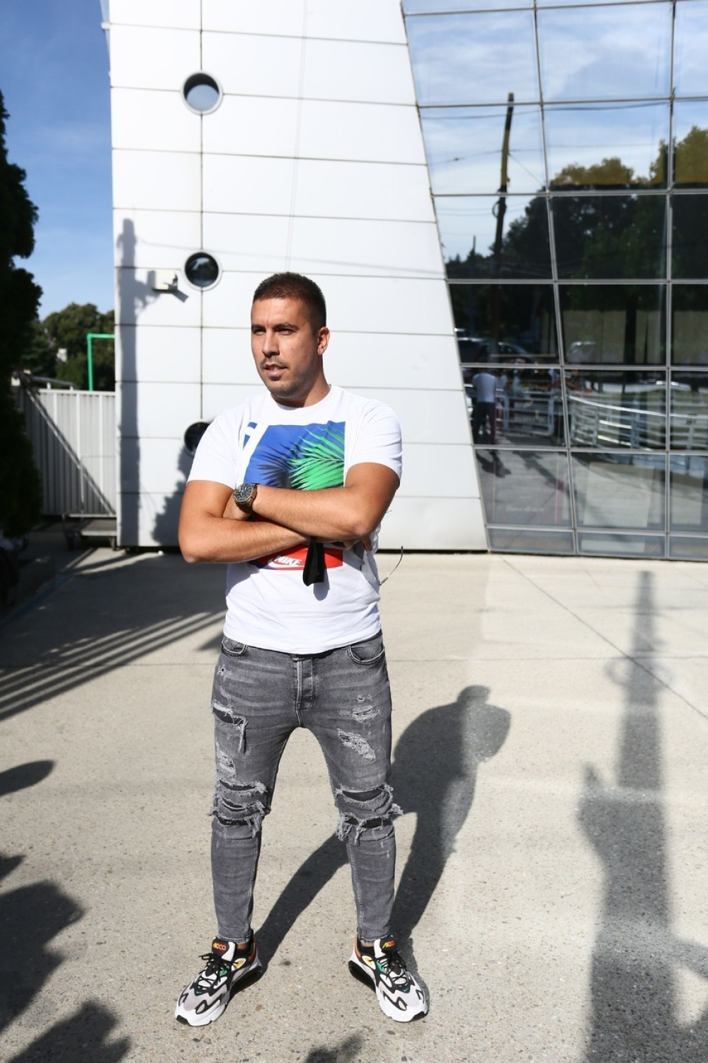 Novi zadrugar poručio: "Momci zauzetih devojka bi trebalo da strahuju od mene!"