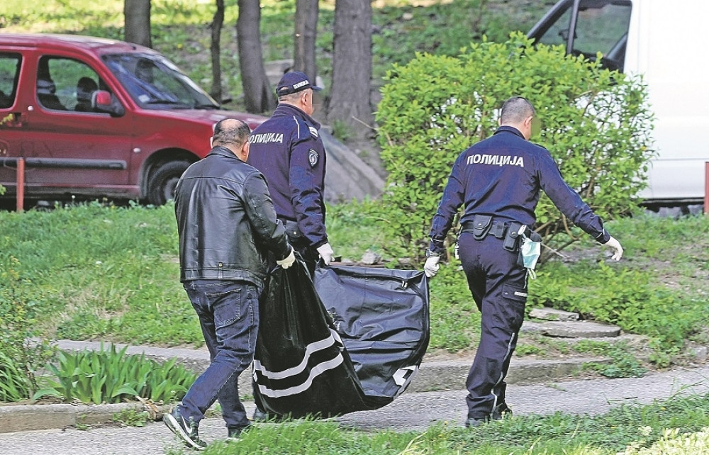 Detalji porodične tragedije u Paraćinu, mladić imao psihičke probleme?