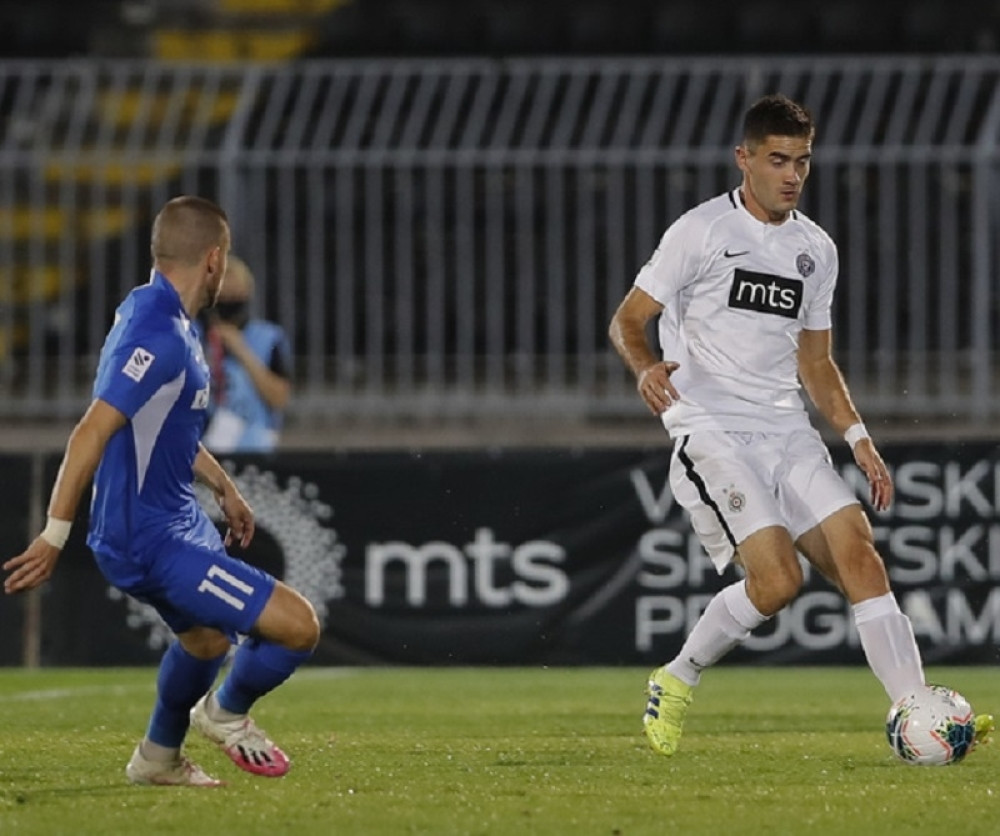 Partizan sa penala do drugog kola