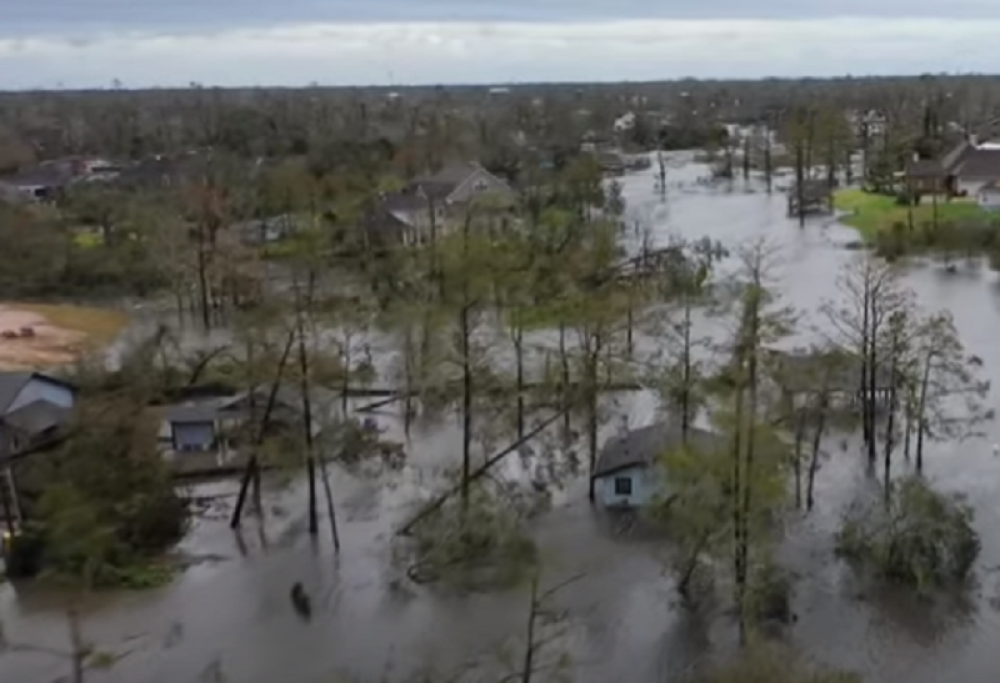 Protutnjao je kroz Luizijanu, ostavio ruševine i pustoš (VIDEO)