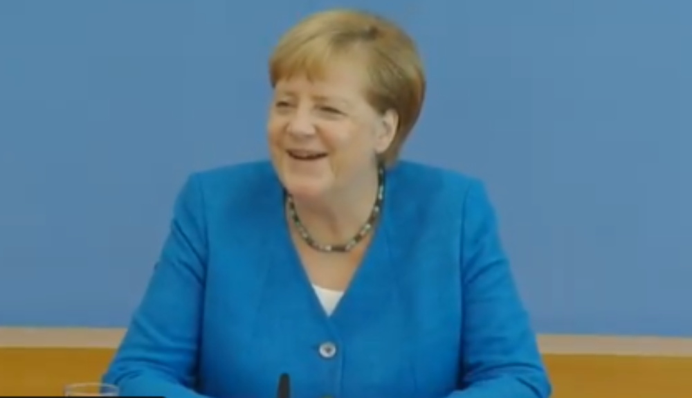 Pričala o koronavirusu, pa se smejala na sav glas (VIDEO)