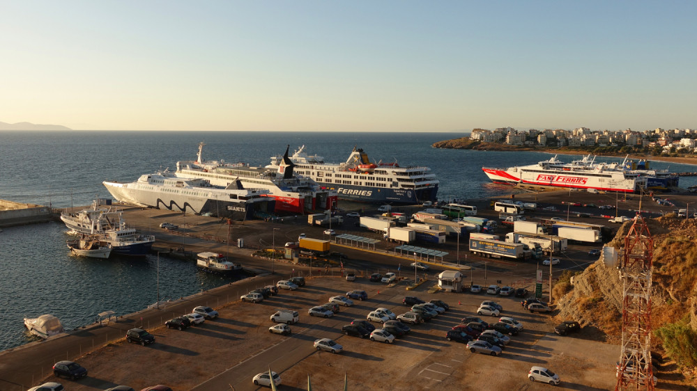 Istorijska zaplena u Grčkoj: Deda pao sa 105 kilograma kokaina