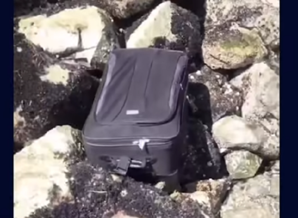 Nađen misteriozni crni kofer, kad su ga otvorili, policajci ostali šokirani