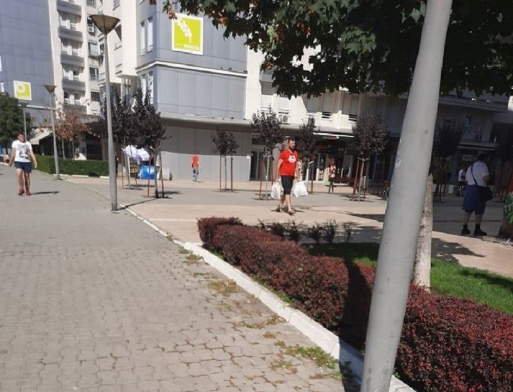 Mačvan u kupovini, šta su pune kese za tolikog čoveka