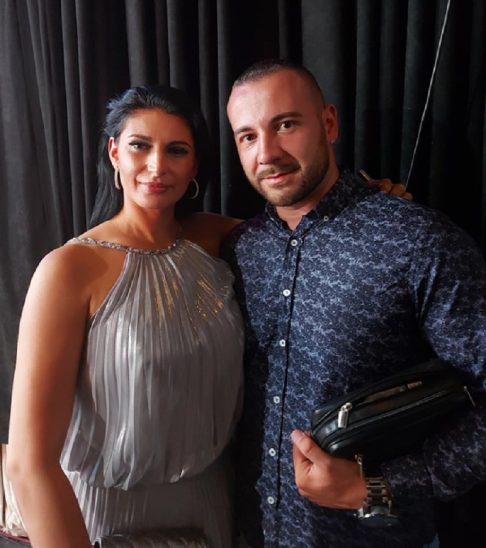 Tigar i Aleksandra ruku pod ruku, stigli među prvima na veliko finale: Svojim stajlingom podigli temperaturu na velelepnom imanju! (FOTO)