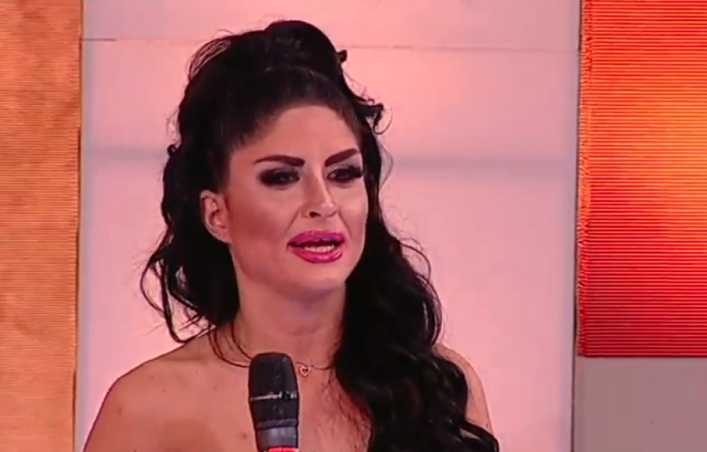 Jelena Ilić NAPUSTILA najluksuzniju vilu: Takmičarku sačekalo NEVEROVATNO iznenađenje u studiju! (FOTO)