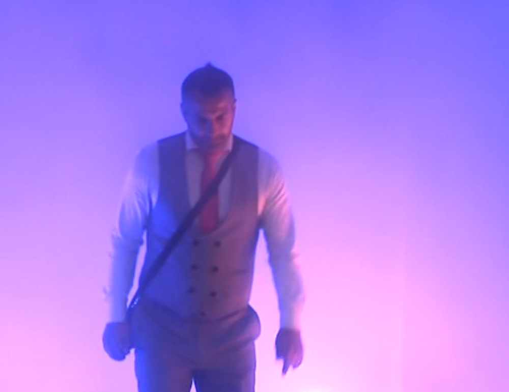 U zemunsku vilu ušao i vlasnik restorana: "Volim mlade devojke"