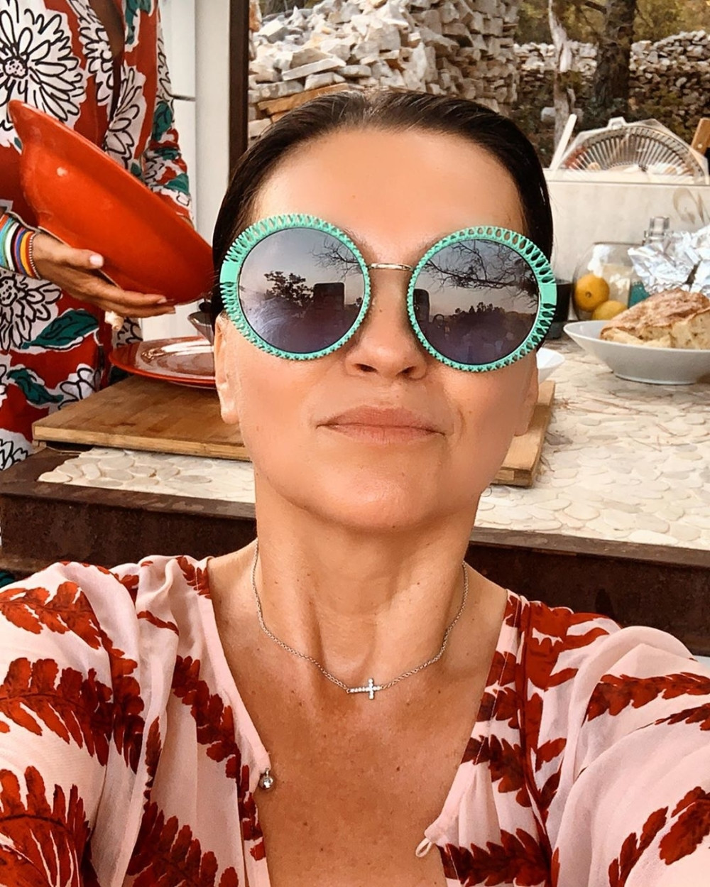 Pevačica je u PETOJ DECENIJI objavila sliku bez trunke šminke: Niko nije ostao imun na njenu lepotu! (FOTO)