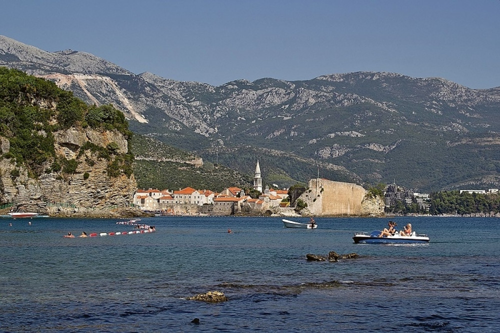 Sin poznatog biznismena iz Srbije vozio jahtu u cik-cak i ubio policajku Maju Šljivančanin!