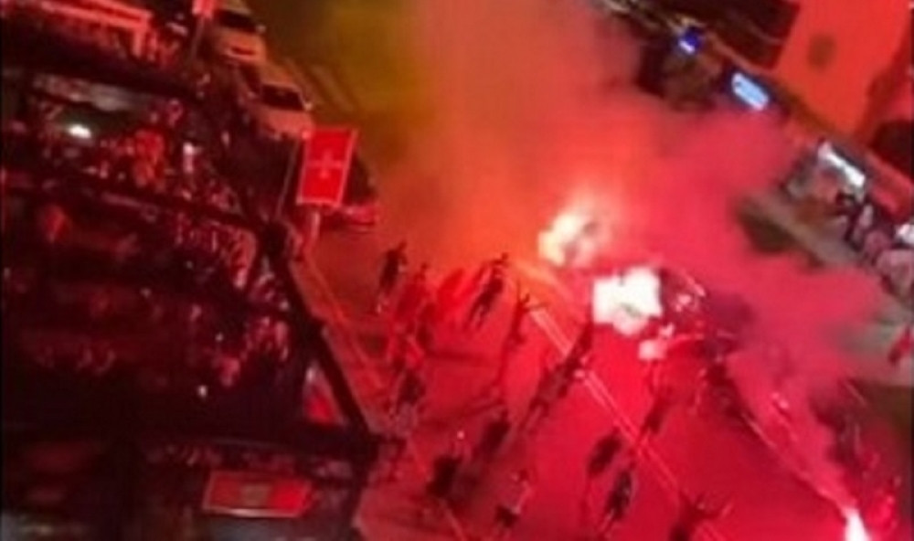 Milovi plaćenici usred Podgorice napali građane koji su slavili pobedu na izborima! (VIDEO)