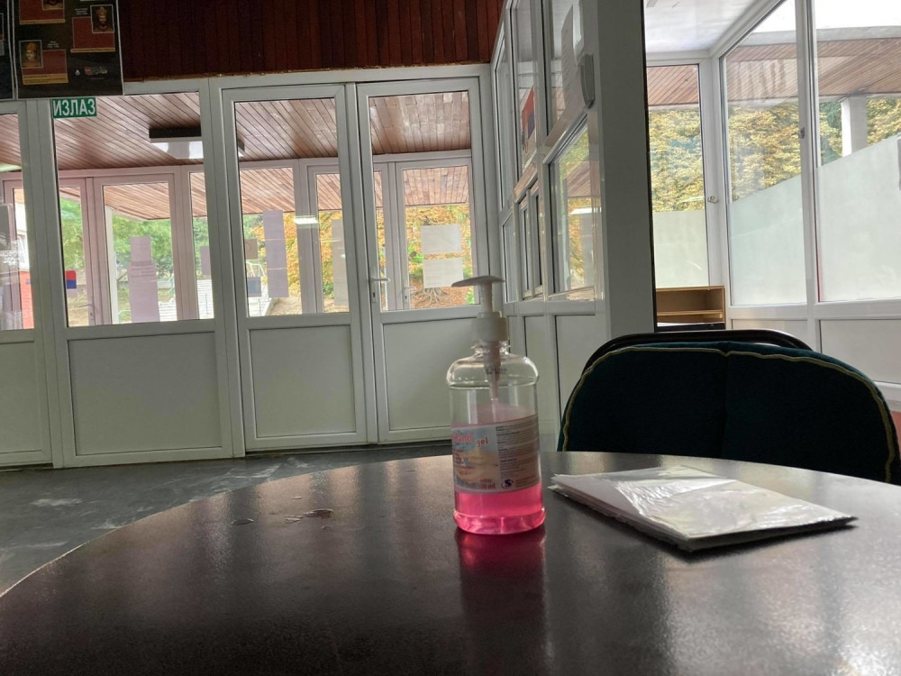 Poznato šta će biti sa školama u Srbiji!