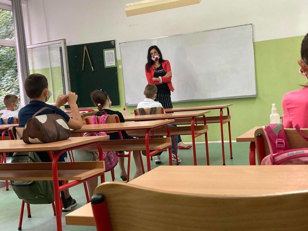 Cela grupa prebačena na onlajn nastavu!