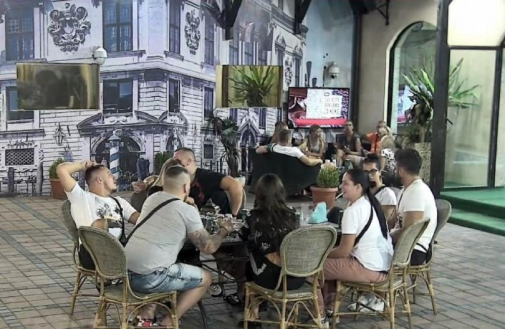 Ušla je trudna u PAROVE, a sada su svi saznali: Ukućani poskakali od sreće