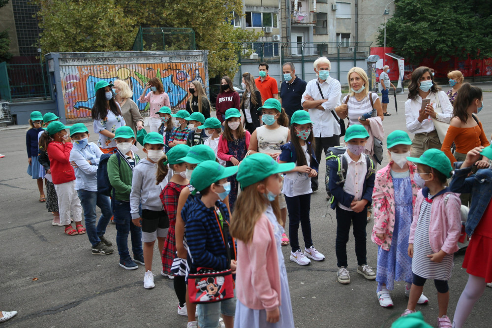 Majka jedne učenice nema strah od korone, već od druge bolesti: "Moja ćerka je toliko patila..."