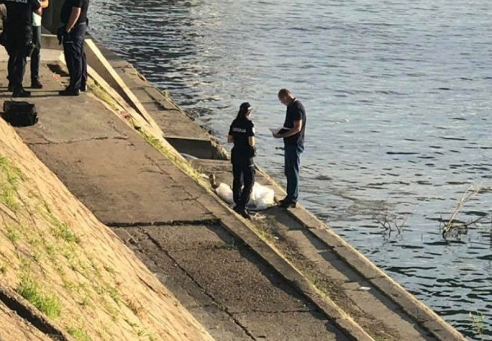 Saznalo se ko je čovek čije je telo izvučeno kod Savamale, započeta hitna istraga!