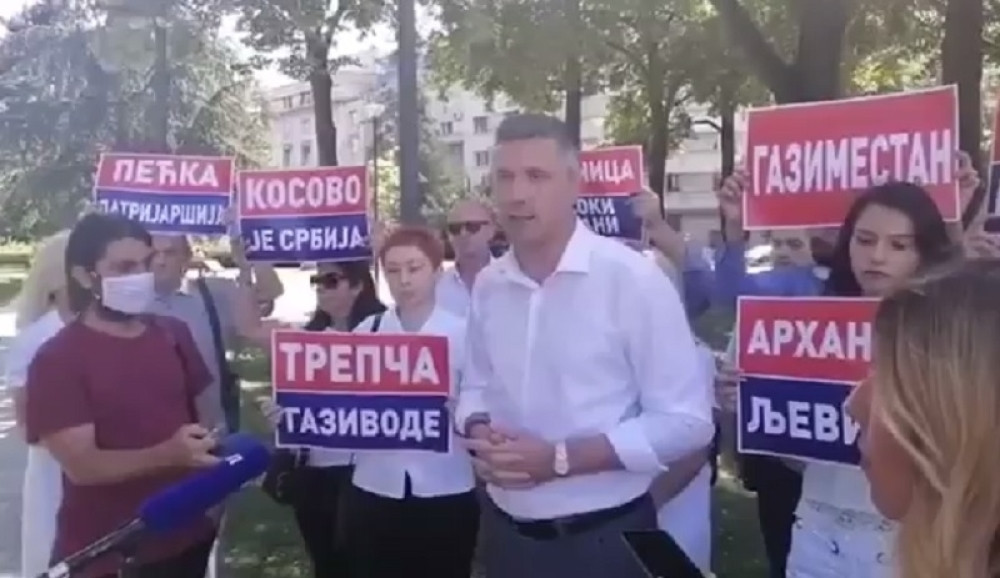 Boško Obradović napao Đilasa i Jeremića jer su pregovori o Kosovu izmešteni iz UN (VIDEO)