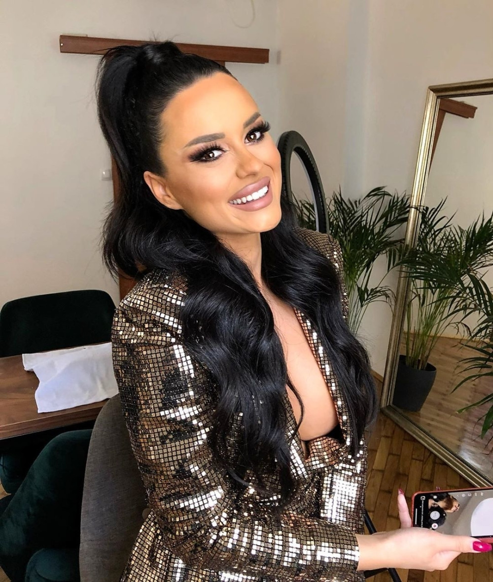 Tijana Em otvoreno o porodici i prijateljima