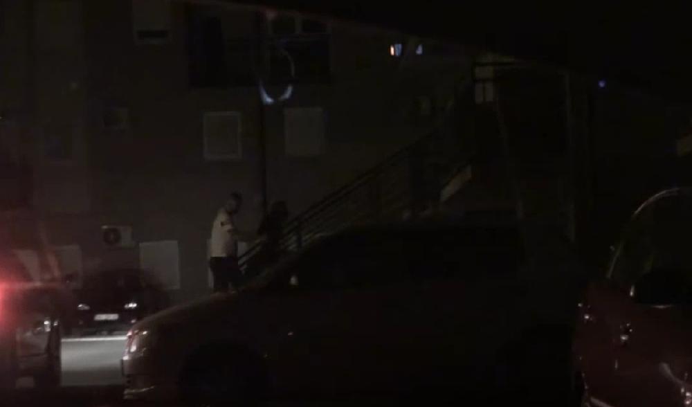 RASKRINKANI: Maja i Janjuš konačno uhvaćeni kako zajedno ulaze u tajni stan! (FOTO)