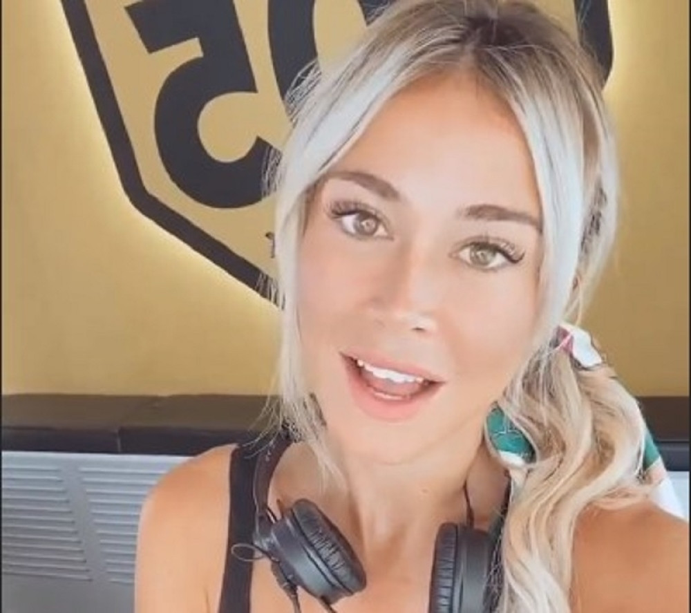 Zanosna Dileta se pojavila u novoj reklami: Niko nije mogao da skine pogled sa nje! (VIDEO)