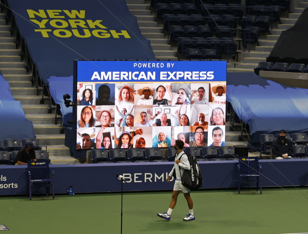 Pukao sigurnosni balon - udarili po svadbama