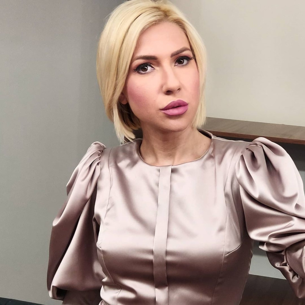 On je za mene s*ksualni učitelj, Jovana njegova dela hvali na sva usta (VIDEO)