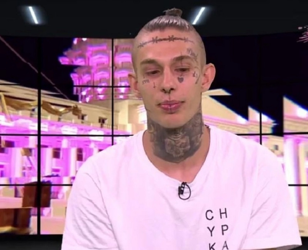 Novi učesnik "Zadruge" iza sebe ima burnu prošlost, a ovo je prava istina o njemu