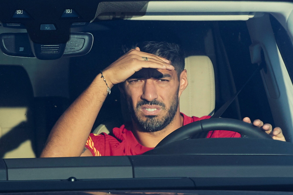 Svetski mediji prenose, Suarez na pragu potpisa za Barsinog ljutog rivala! (FOTO)