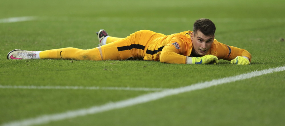 Jedan dan smo vam junaci dok drugi dan pljujete po nama