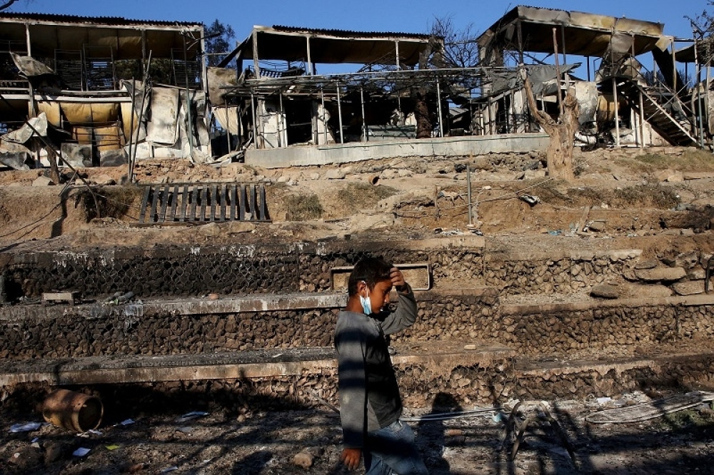 Izgorela trećina čuvenog grčkog ostrva! (FOTO/VIDEO)