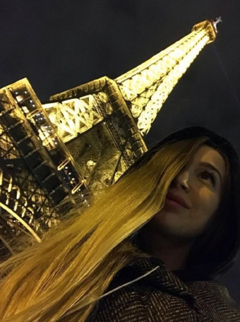 Manekenka pronađena MRTVA na obali mora nakon što je odradila slikanje za jedan magazin!