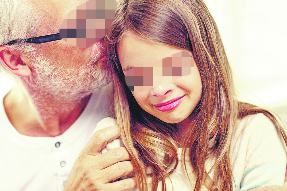 Milorad S. (64) u Zaječaru terao devojčicu (9) da ga oralno zadovljava, a pored njega i još nekoliko staraca!