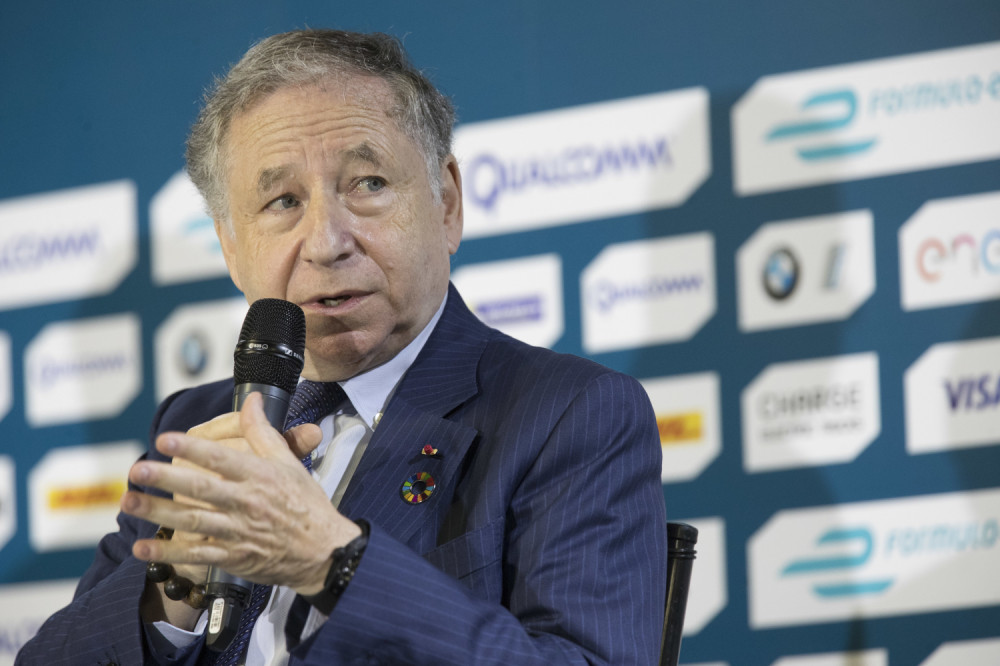 Bivši šef Ferarija, posetio Šumahera i izneo detalje oporavka, ali istakao da je Hamilton najbolji!