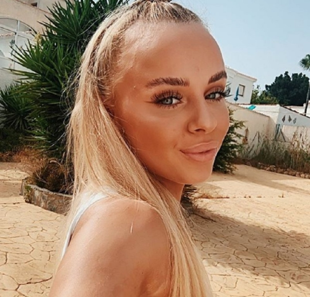 Bio je oduševljen mojom guzom, otišao je srećan iz sobe (FOTO)