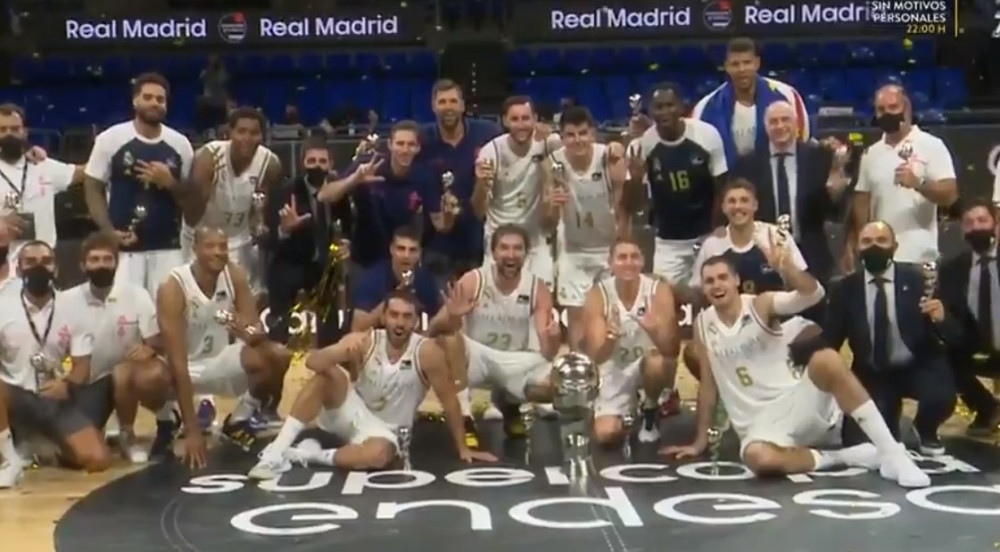 Real preko Barselone do sedmog Superkupa