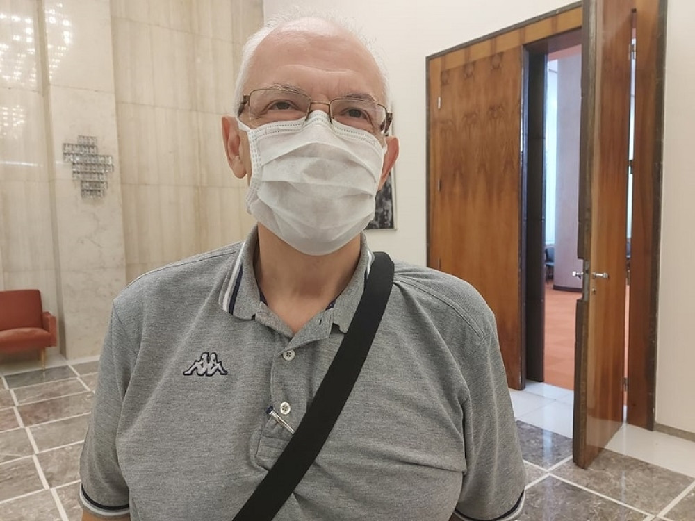 Doktor Kon otkrio ko je žena sa kojom živi (VIDEO)