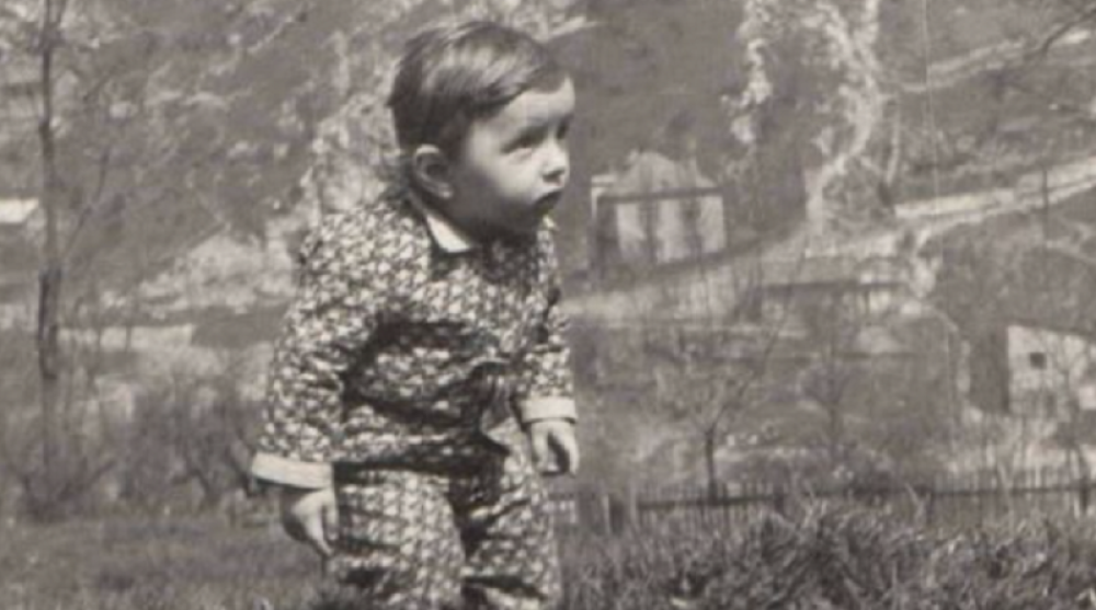 Bio je siromašan, a danas je velika muzička zvezda sa zavidnom karijerom! (FOTO)