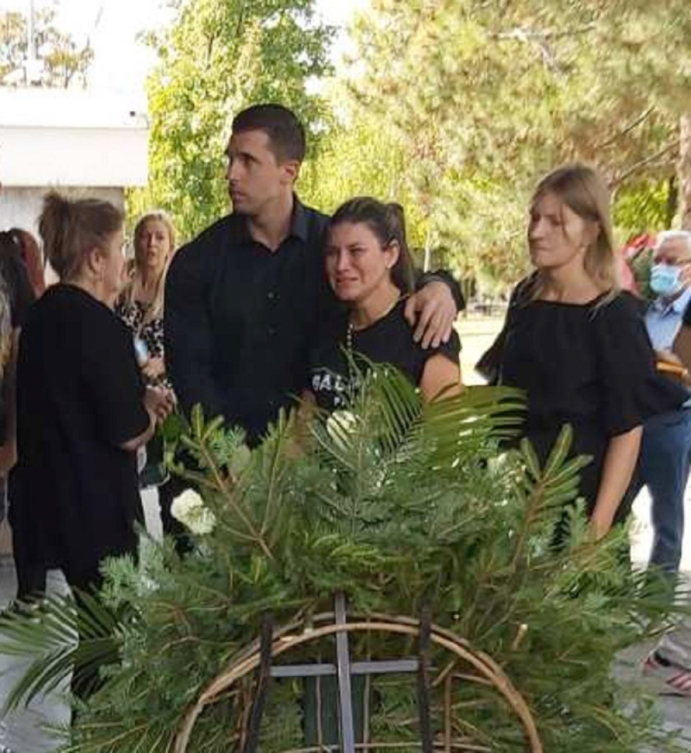 Novim bežanijskim grobljem se prolamali naricanje i lelek! (FOTO/VIDEO)