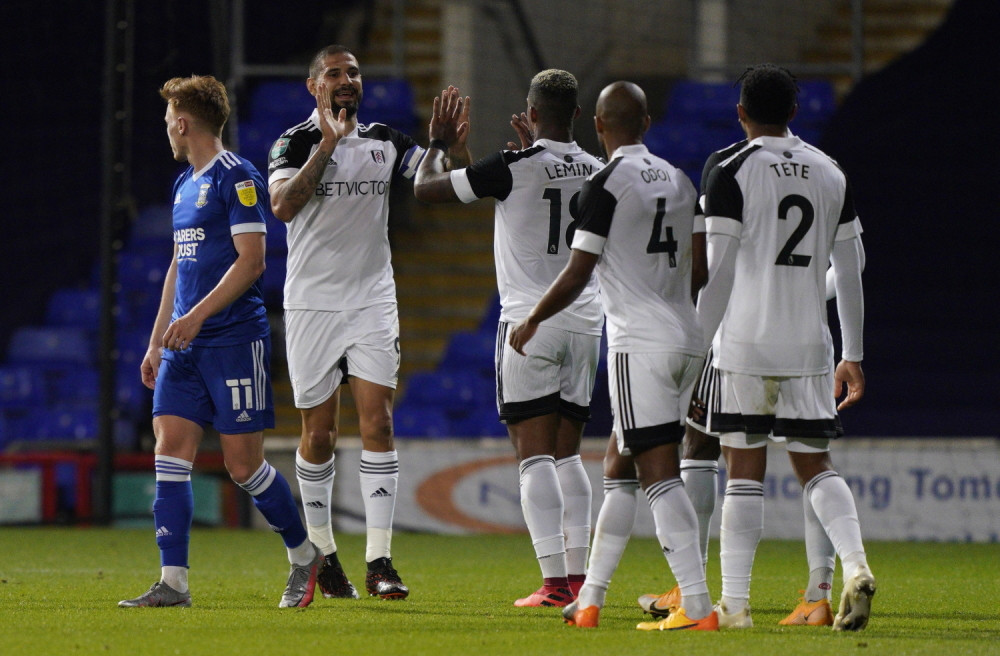 Klub iz Londona na jedvite jade dalje (VIDEO)