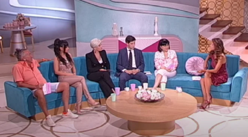 Potresna ispovest Lava Pajkića u emisiji uživo: Kroz suze govorio o pokojnoj majci Isidori! (VIDEO)