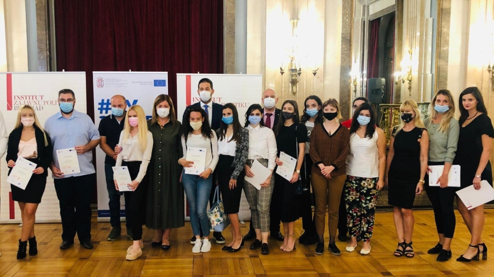 Završen projekat "Danas mladi, sutra lideri" (FOTO)