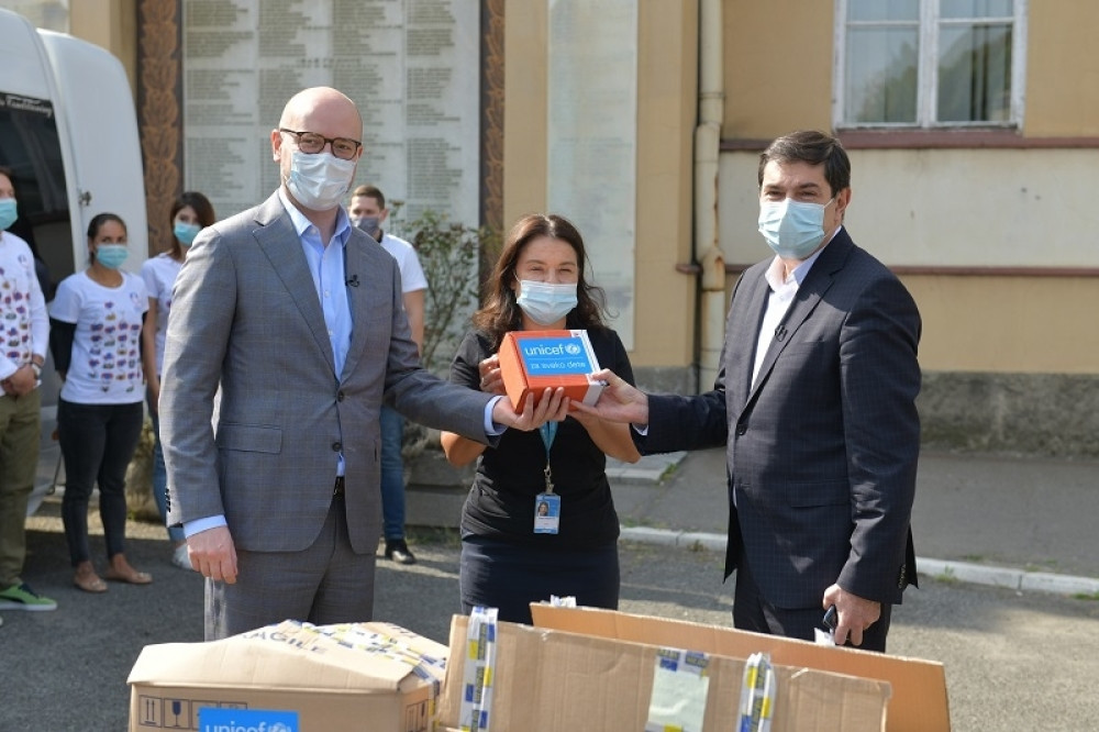 UNICEF u saradnji sa NIS-om donirao dodatnih 50 protokomera zdravstvenim ustanovama u Srbiji