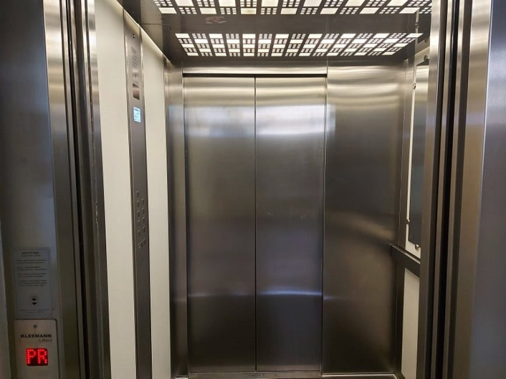 Kada vam lift u zgradi često ne radi, možda je u sve umešana liftovska mafija! Evo kako taj dil funkcioniše